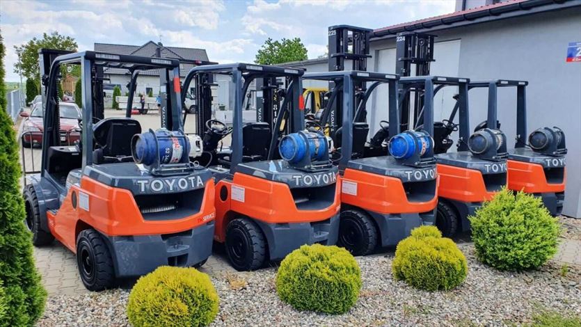 przyjazna Wózki elektryczne, spalinowe, widłowe, TM Service sp. z o. o., Łozina